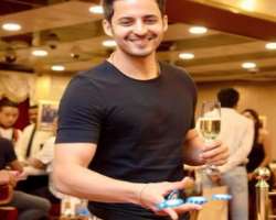 Mohit Malhotra consuming alcohol